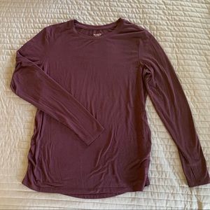 Old Navy maternity active go dry long sleeve shirt